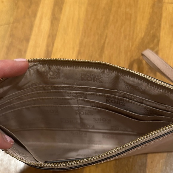 Michael Kors Blush Pink Wristlet Clutch - Picture 10 of 16